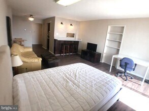 118 Monroe St in Rockville, MD - Building Photo - Building Photo