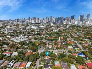 2311 SW 9th Ave in Miami, FL - Building Photo - Building Photo