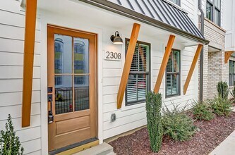 2308 Chamberlain Ave in Charlotte, NC - Building Photo - Building Photo