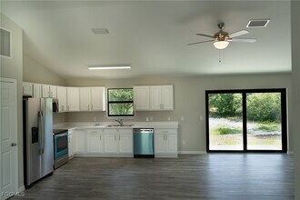 2701 E 18th St in Lehigh Acres, FL - Building Photo - Building Photo