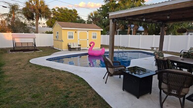 3235 39th St N in St. Petersburg, FL - Building Photo - Building Photo