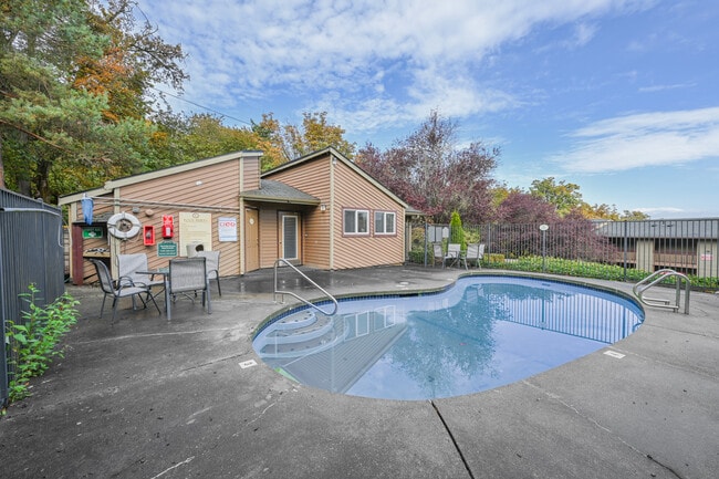 Veranda Green Apartments in Burien, WA - Foto de edificio - Building Photo
