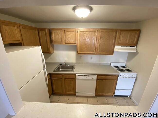34 Gardner St, Unit 5