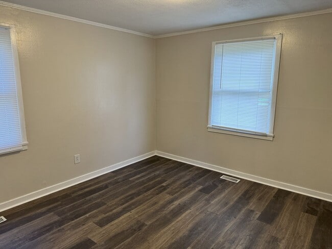 100 Bryan Blvd in Havelock, NC - Building Photo - Building Photo