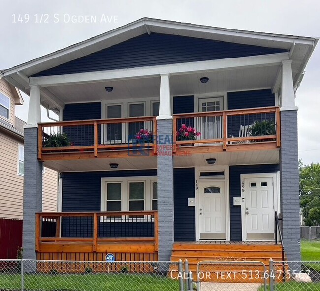 149 1/2 S Ogden Ave