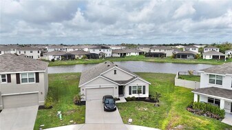 12505 Cedar Hedge Gln in Parrish, FL - Building Photo