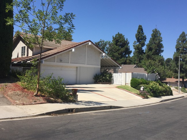 property at 11573 Viking Ave