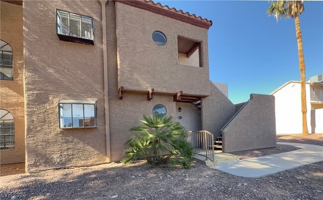 2961 Juniper Hills Blvd in Las Vegas, NV - Building Photo - Building Photo