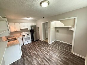 214 Brevard Ct in Nashville, TN - Building Photo - Building Photo