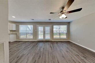 6419 Founding Dr in Katy, TX - Building Photo - Building Photo