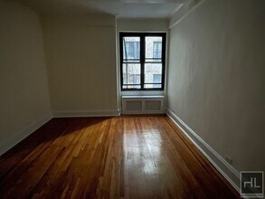 SECOND AVENUE in New York, NY - Building Photo - Building Photo