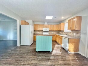 233 Hawks Nest Rd in Commerce, GA - Building Photo - Building Photo