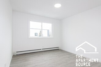 7621 N Sheridan Rd, Unit 1B in Chicago, IL - Foto de edificio - Building Photo