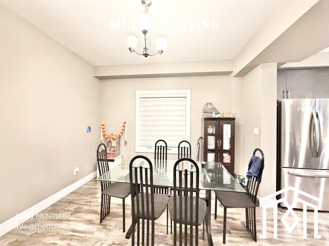 Three + Den House in London in London, ON - Building Photo - Building Photo