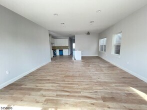 484 S 19th St in Newark, NJ - Building Photo - Building Photo