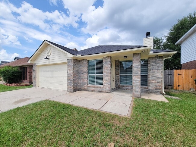 property at 3658 Villa Glen Dr