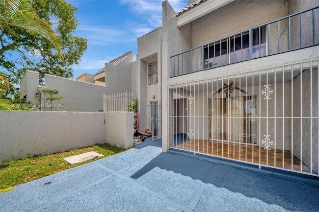 1809 NW 58th Ave in Lauderhill, FL - Building Photo - Building Photo