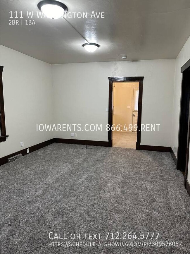 111 W Washington Ave in Red Oak, IA - Foto de edificio - Building Photo