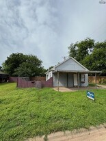 2705 Ave D in Wichita Falls, TX - Building Photo