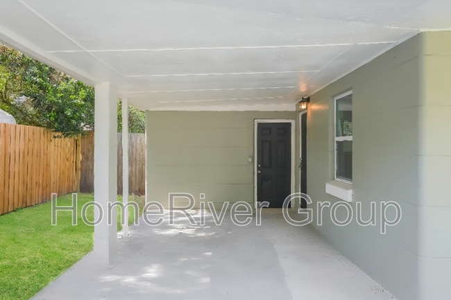 5809 Michigan Ave in New Port Richey, FL - Building Photo - Building Photo