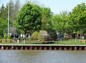 49 Tappan St in Baldwinsville, NY - Building Photo - Building Photo