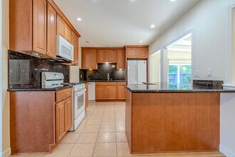 1384 Rosita Rd in Pacifica, CA - Building Photo - Building Photo