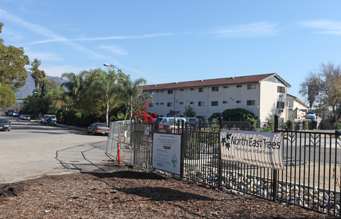 Griffith Park Apartments in Glendale, CA - Foto de edificio