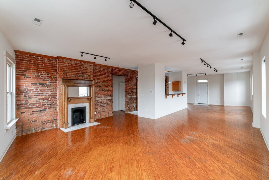 79 Parsons Ave in Columbus, OH - Building Photo