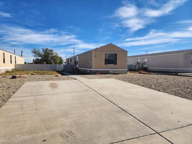 1210 N Avenue K in Portales, NM - Building Photo - Building Photo