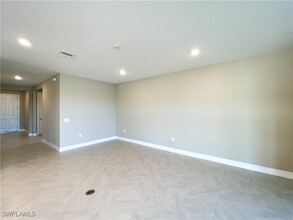 422 Spg Hl Lk Lp in Cape Coral, FL - Building Photo - Building Photo