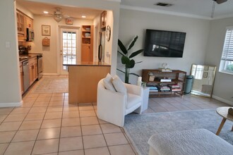 4571 Beacon Dr in Sarasota, FL - Building Photo - Building Photo