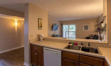 800 Meadowview Dr in Boone, NC - Building Photo - Building Photo