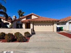 40145 Ravenwood Dr in Murrieta, CA - Building Photo