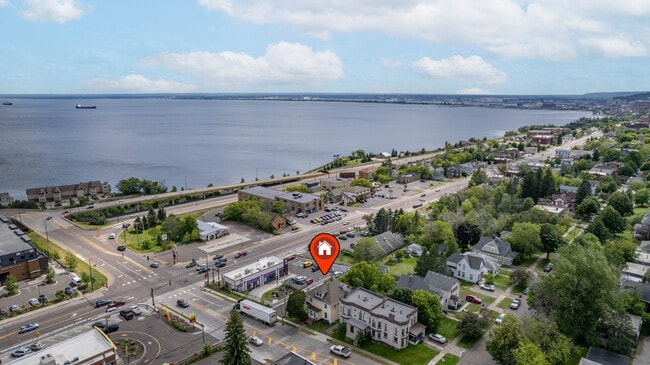 313 S 21st Ave E, Unit 1 in Duluth, MN - Building Photo - Building Photo