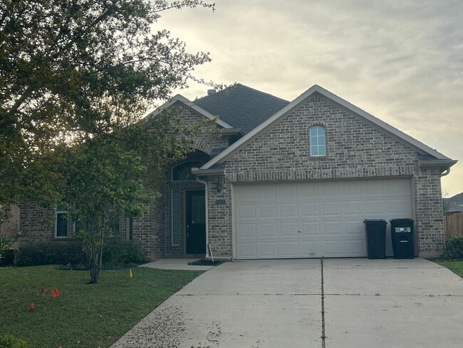 18712 Rosalea Way in Montgomery, TX - Building Photo - Building Photo
