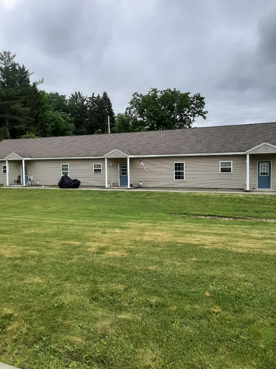 107 Ellistown Rd in Waverly, NY - Building Photo