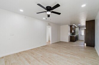 5861 E North St in Tucson, AZ - Building Photo - Building Photo