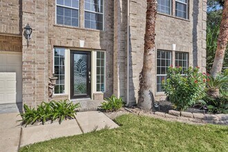 2 Lulach Cir in Conroe, TX - Building Photo - Building Photo