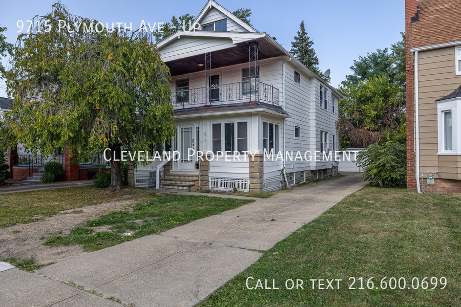 9715 Plymouth Ave in Garfield Heights, OH - Building Photo