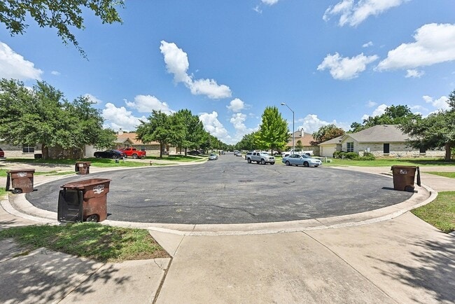 217 Newport Landing Pl in Round Rock, TX - Foto de edificio - Building Photo