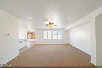 22012 W Moonlight Path in Buckeye, AZ - Building Photo - Building Photo