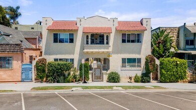 442 Cedar Avenue in Long Beach, CA - Building Photo - Building Photo