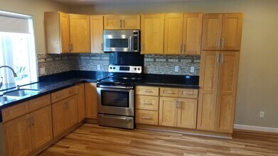 935 Kaipii St in Kailua, HI - Building Photo - Building Photo