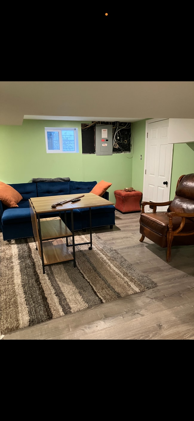 263 S Haviland Ave in Audubon, NJ - Foto de edificio - Building Photo