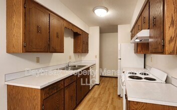 3024-9 1/2 9 1/2 St N in Fargo, ND - Building Photo - Building Photo