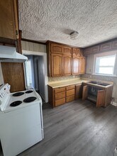 1921 S Everett St in Wichita, KS - Building Photo - Building Photo