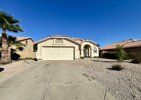 6924 E Lakeview Ave in Mesa, AZ - Building Photo