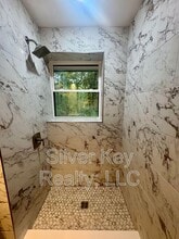 2113 W Madison Ave in Athens, TN - Building Photo - Building Photo