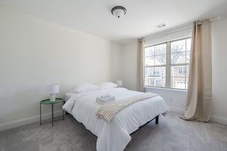 3319 Old Hickory Blvd in Nashville, TN - Foto de edificio - Building Photo