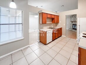 7901 Winterwood Cir N in Jacksonville, FL - Building Photo - Building Photo